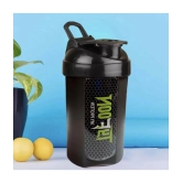 Fitgo Plastic Black 400 mL Shaker ( Pack of 1 ) - Black