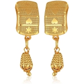 VIVASTRI Golden Stud Earrings ( Pack of 1 ) - Golden