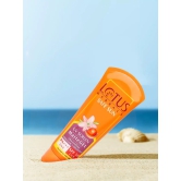 Lotus Herbals Safe Sun Invisible Matte Gel Sunscreen SPF 50 PA+++A