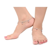 AanyaCentric Silver Plaed 1 Pair Anklet & 1 Pair Toe Ring Combo - Silver