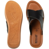 Aerowalk Black Womens Slipper - None