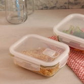 Femora Borosilicate RectangularGlass Food Storage Container with Air Vent Lid- 620ml