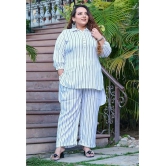 PrettyPlus by Desinoor.com White Striped Pant Top Set - None