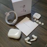 Wireless Bluetooth Airpods With Mic-Free Size