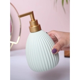 Mint Freshness Soap Dispenser - Cylindrical Shape