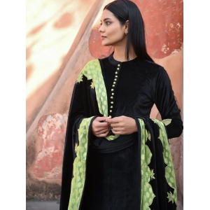 Noor Black Velvet Ensemble-L