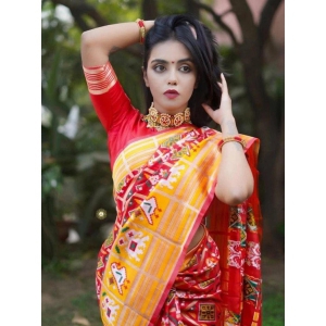 Patola Silk Saree | Wedding Saree | Red Silk Saree | Patan Patola Saree | Bollywood Saree | Festive Saree | Saree With Blouse | |Saree India  by Rang Bharat