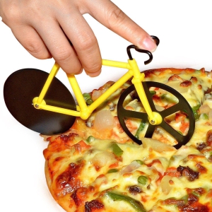 Arshalifestyle  stainless steel Bicycle shape Pizza cutter