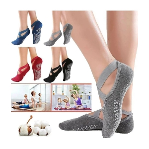 Yoga Socks Non Slip Skid Socks with Grips Pilates Ballet Barret Socks for Women Sport Fitness Half Toe Ankle Grip Ideal for Pilates, Pure Barre, Ballet, Dance, Barefoot Workout - Assorted