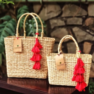 boho-red-tassels-tote-set-of-2