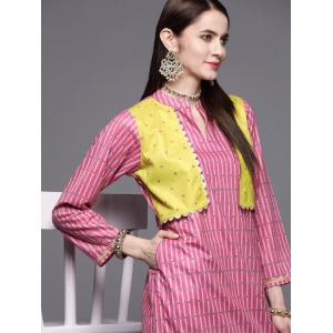 Women Pink Velvet Kurta with Palazzos