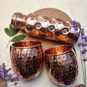 copper-bottle-with-mugs-1l