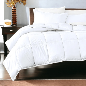 CoolBreeze All Weather / A/C Comforters Quilts blanket White By Orchid Homez 200GSM (254x244 cm)