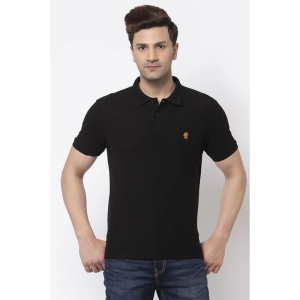 RedTape Black Solid Pure Cotton Men's T-Shirt