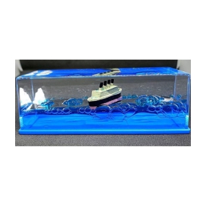 Car Interior Dashboard Titanic Blue Ship Decoration Cruise Ship Liquid Iceberg Showpiece Home Decor Gifts Desk