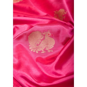 Peacock Butta Shikaargah Banarasi  Saree in Pink Dual Tone and Red | Silk Mark Certified