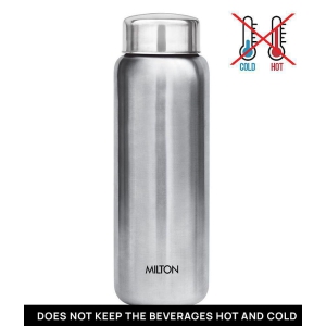 Milton Aqua 750 Stainless Steel Water Bottle, Set of 1, 750 ml Each, Silver | 100% Leak Proof | Office Bottle | Gym Bottle | Home | Kitchen | Hiking | Treking Bottle | Travel Bottle - Silver