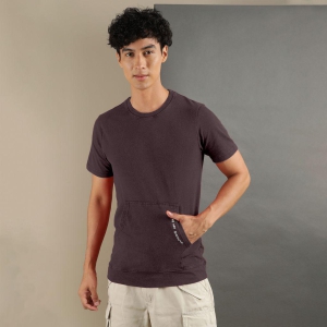 Ftx Men Solid Round Neck Kangaroo Pocket Half Sleeve Tshirt