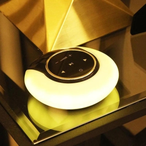 Creative Bluetooth Subwoofer Stereo Speaker LED Desk Lamp Stepless Dimming Folding Touch Atmosphere Night Light-Yellow light