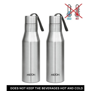 Milton Super 750 Single Wall Stainless Steel Bottle, Set of 2, 650 ml Each, Silver | 100% Leak Proof | Office Bottle | Gym Bottle | Home | Kitchen | Hiking | Treking Bottle | Travel Bottle -