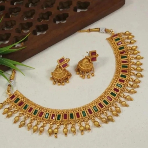 south-indian-traditional-necklace-set-buy-1