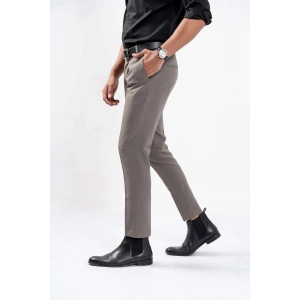 urban-elegance-moss-green-chinos-36