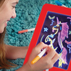 light-up-led-magic-sketch-pad