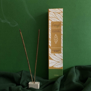 esscent-loban-premium-hand-rolled-incense-sticks