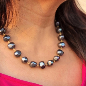 uncut-shell-pearl-necklace-black