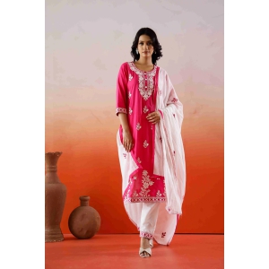 Premium Chicken Embroidery Kurta Set-L