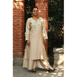 Zahrun Beige Kurta With Hand Embroidered Yoke