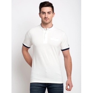 Rodamo  Men Off-White Solid Henley Neck T-shirt