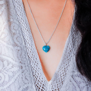 turquoise-stone-pendant-with-chain-silver-chain