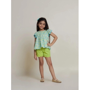 Searsucker Flared Fit Girls Top With Embroided Shorts-6-7Y