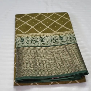 Dola Silk Checks Saree Light Green