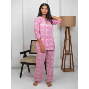 raat-ki-rani-gulaabi-lounge-set