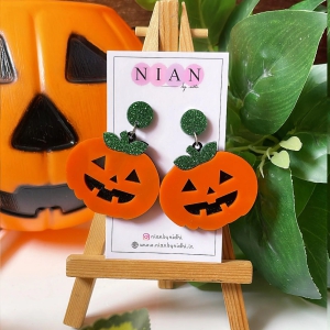 Plumpy Pumpkin Earrings