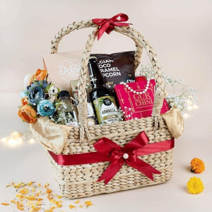 Luxury Gourmet Room Hamper