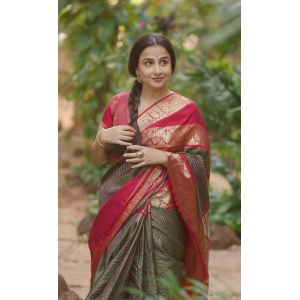 Preorder-Exquisite Green Kanjivaram Pure Silk Saree with zari checks  and 11” spectacular borders  | SILK MARK CERTIFIED