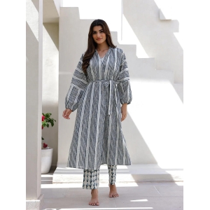 Blue & White 3 Piece Robe Loungewear Set-Small