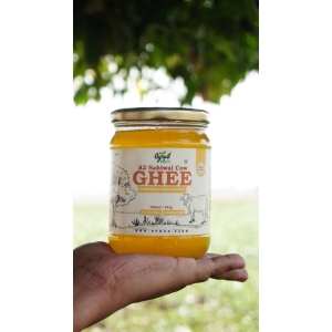 A2 Sahiwal Cow Ghee | Bilona Churned | Made from Curd-500ml