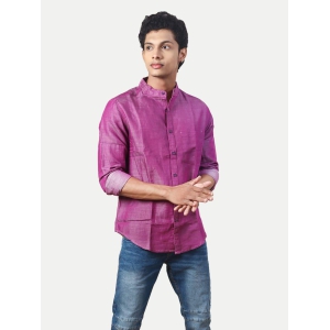 Men Solid Hot Pink Mandarin Collar Casual Shirt