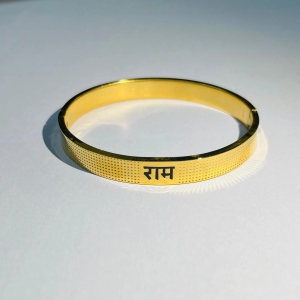 black-divine-ram-bracelet-gold-plated-for-men-women