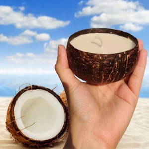 soy-wax-candle-coconut-shell