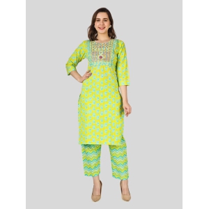 Light Green Rayon Floral Printed Kurti and Pant Set For Women-SMALL