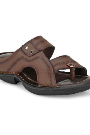 softio Brown Flip Flops - 8