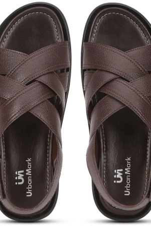 urbanmark-men-comfortable-faux-leather-slip-on-floaters-sandals-none