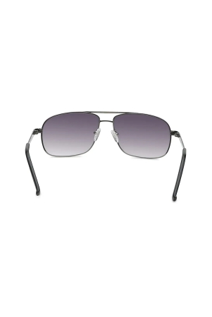 black-navigator-sunglasses-for-men