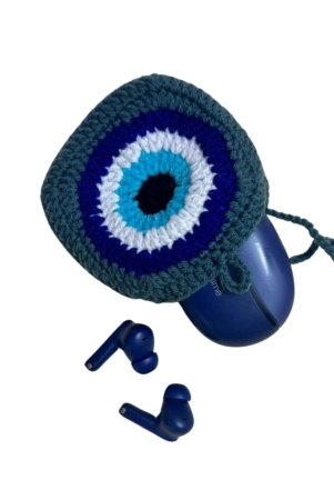 handmade-crochet-eye-airpod-case