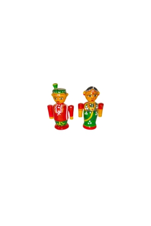 sonchiraiya-etikoppaka-wooden-handicrafts-groom-and-bride-pair